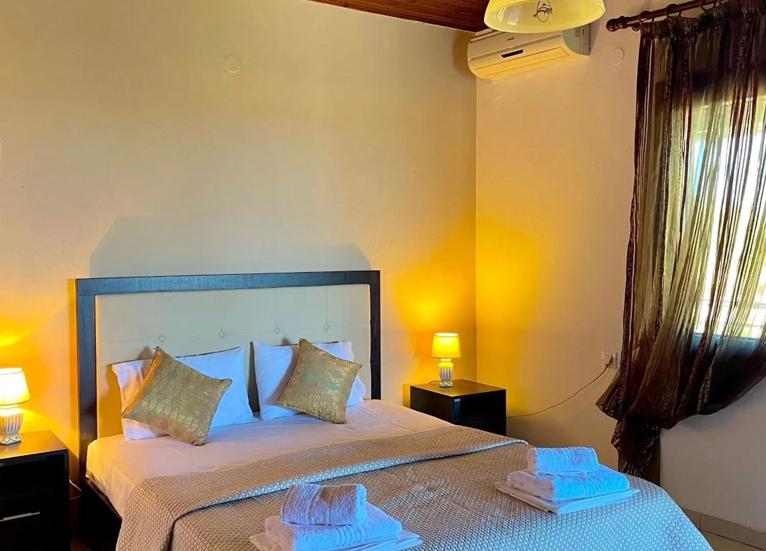 Anna Dani Apartments Вурвуру Греция