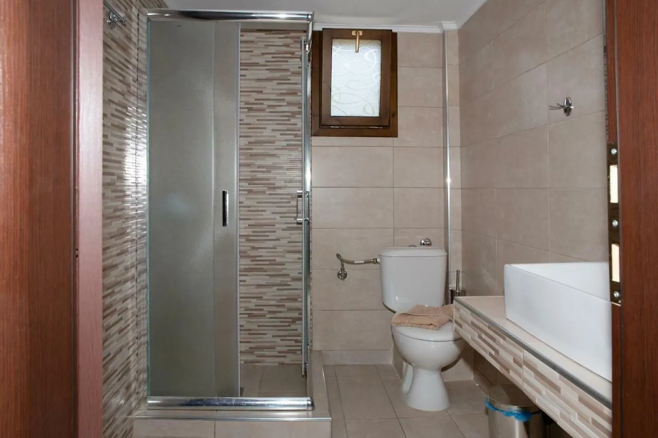 Anna Dani Apartments Вурвуру